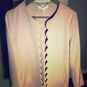 Long scalloped H&M blazer